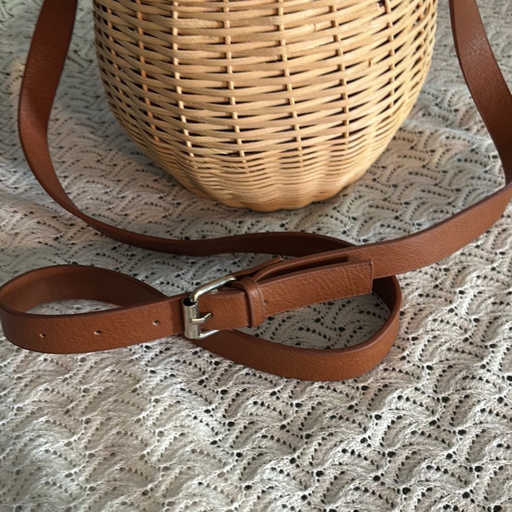 Nordstrom Honey Pot basket crossbody - Picture 6 of 10